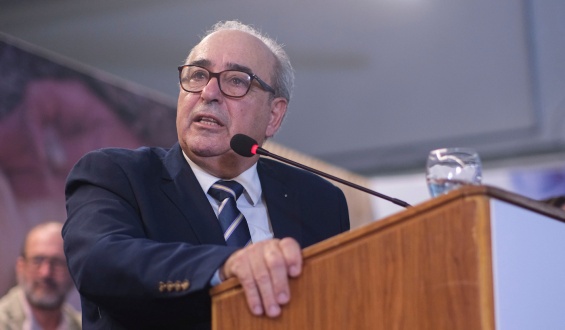  "No vengo de familia que tenga vinculacin con la interrupcin de la democracia", Fratti cruz a Bordaberry