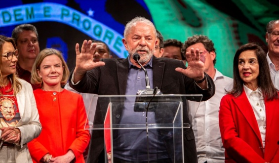Lula condena como una "injerencia" la revocacin de EEUU a los visados de los magistrados del Supremo