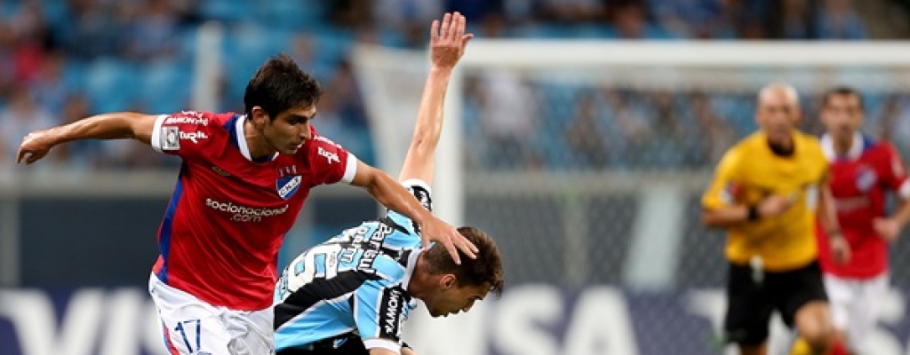 Maxi Calzada arregl en Banfield y Carlos Nez se ir a Coln