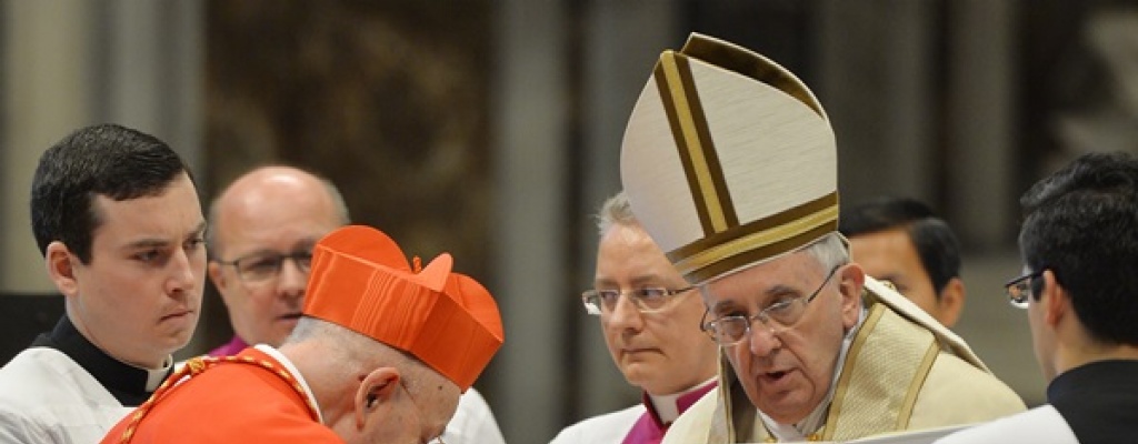 Papa a los cardenales: "Que el pueblo de Dios vea siempre en nosotros la firme denuncia de la injusticia"