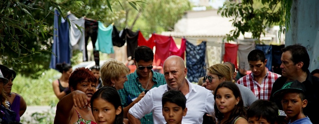 Novick denuncia falta de gestin de la IM al recorrer  asentamiento Casa de Todos,  en el barrio Borro