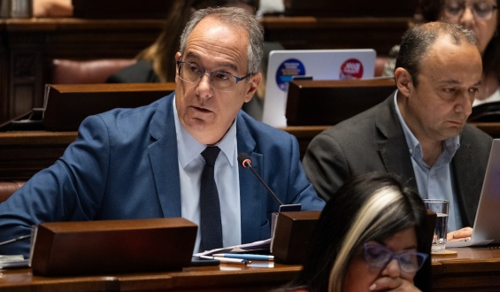 El ministro de Educaci�n y Cultura rechaz� los dichos de la oposici�n que calific� al Gobierno de �totalitario�