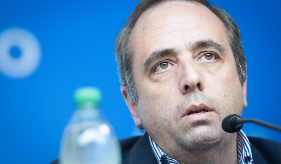 Oposici�n buscar� bajar el costo de la patente de veh�culos