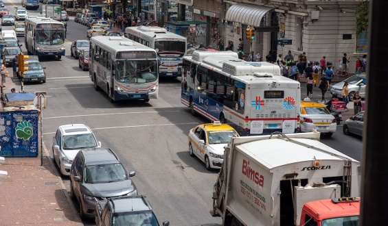 Las obras de la calle Yaguar�n se har� durante la noche para no entorpecer el tr�nsito y costar� m�s de 29 millones de pesos