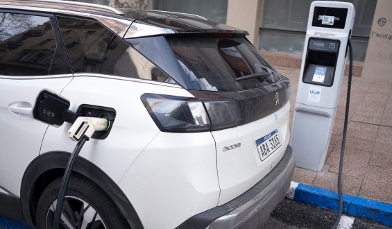 Venta de veh�culos el�ctricos creci� en enero comparado a diciembre de 2025