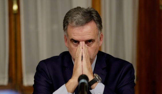 Orsi comunicar� este viernes a sus ministros que se rescindir� el contrato con Cardama