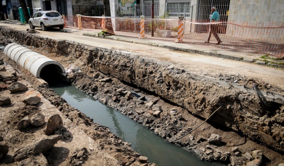 Blancos denuncian enlentecimiento, modificaci�n y postergaci�n de obras de saneamiento ya financiadas