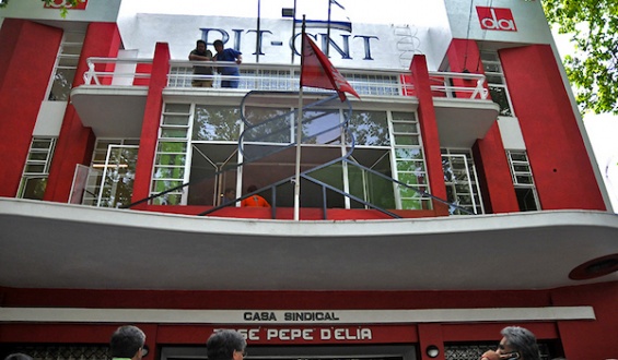 El PIT CNT reclam� salvaguardas que defiendan a la industria uruguaya