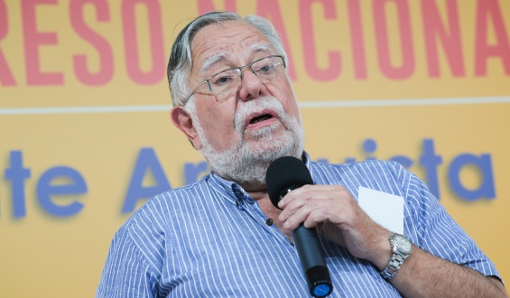 Jos� Bayardi mostr� sorpresa por ser citado a la comisi�n bicameral con fines de investigaci�n sobre las lanchas OPV