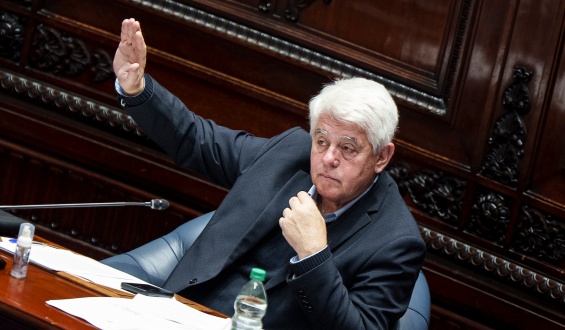 El Senado aprob� de forma definitiva la ley que faculta al Poder Ejecutivo para reducir el Imesi en estaciones de servicio cercanas a la frontera