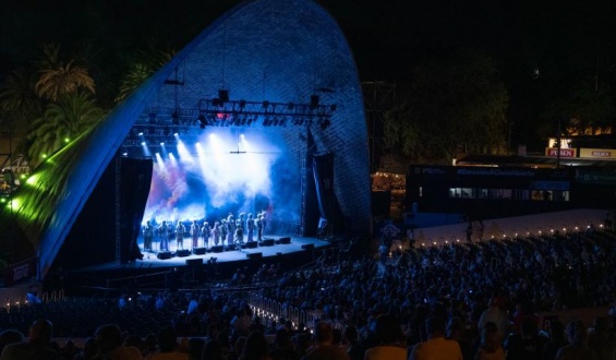 La murga Do�a Bastarda, por segundo a�o consecutivo, es la ganadora del Concurso Oficial del Carnaval