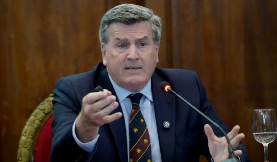 El Gobierno muestra impericia al no anunciarle a la oposici�n la idea de trasladar a la fiscal de Corte al TCA, sostiene Pedro Bordaberry