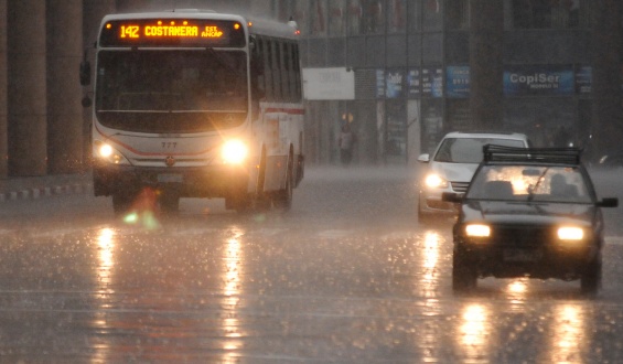 Inumet emiti� aviso por tormentas fuertes y puntualmente severas