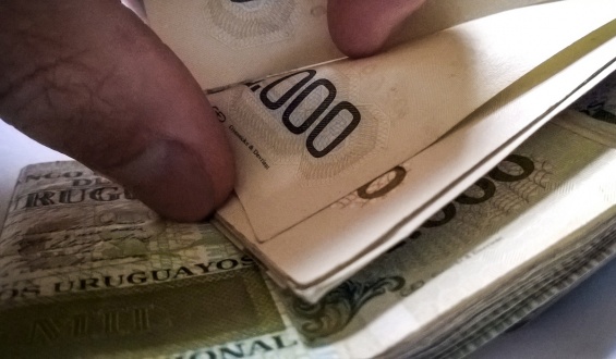 Analistas econ�micos esperan que la inflaci�n se acelere durante los pr�ximos meses para alcanzar el 4,5% antes de fin de a�o