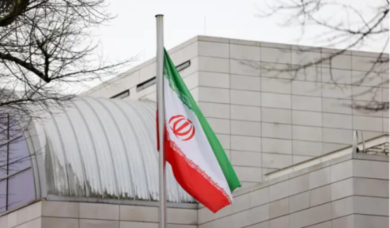 Ir�n reitera que no negociar� "bajo la amenaza y la fuerza" y afirma que EEUU deber�a "haberse dado cuenta"