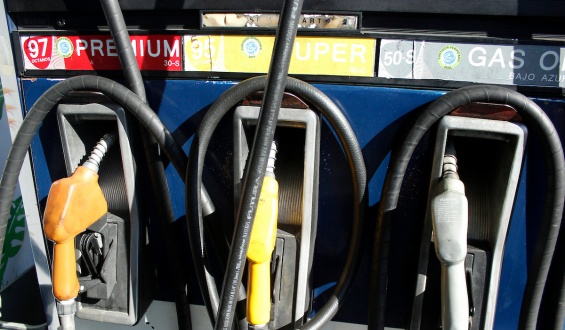 El Gobierno anunciar� este jueves a la tarde el nuevo aumento en el precio de los combustibles