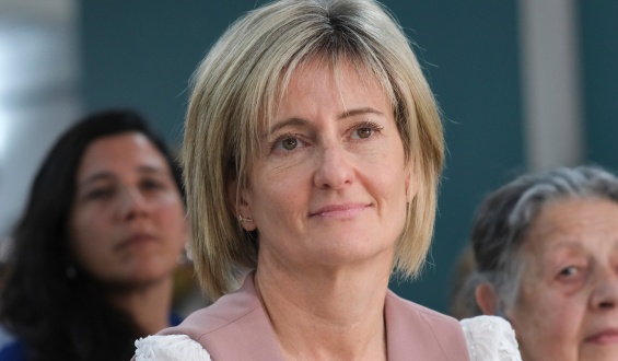 Gabriela Valverde dijo que la cartera junto a los sindicatos policiales trabajan mancomunadamente en dos comisiones de salud