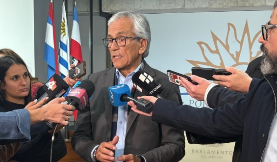 Juan Castillo dijo que la baja aprobaci�n del Gobierno debe analizarse en un Consejo de Ministros