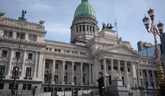 Argentina: oficialismo celebr� victoria sobre Ley Hojarasca 