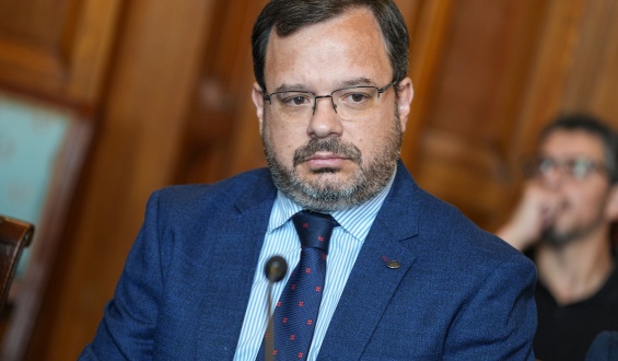 Felipe Schipani present� pedido de informes para conocer c�mo se escogi� el Hyundai que traslad� a Orsi durante asunci�n