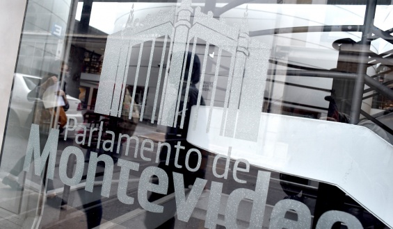 Ediles del oficialismo y la oposici�n trabajan para crear un registro de conductores de aplicaciones y evitar choferes �truchos� de Uber y Cabify