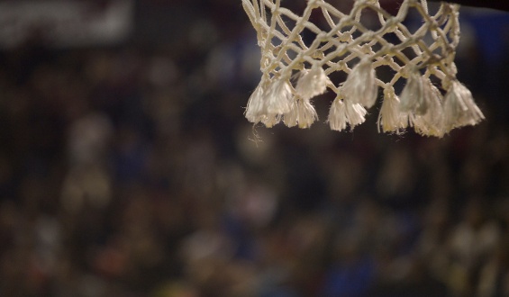Pe�arol va por el t�tulo de Liga ante Aguada