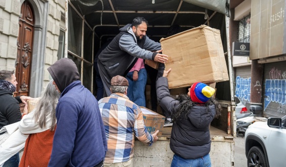 Se complet� el primer cami�n con env�o de ayuda humanitaria a Venezuela