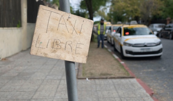 Las tarifas del taxi aumentar�n 4% a partir de la madrugada de este domingo, luego de m�s de un a�o sin ajustes
