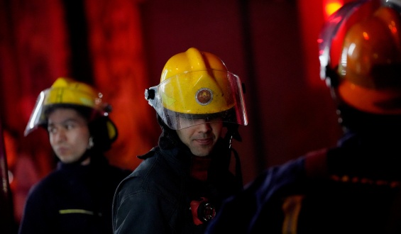 Tres personas muertas en un incendio en Piedras Blancas