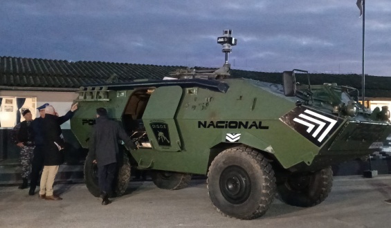 Se rompi� el primer blindado militar C�ndor luego de menos de un d�a de empezar a usarse