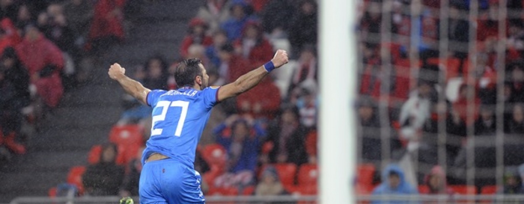 Los italianos avanzan en Europa League; Livepool y Tottenham afuera