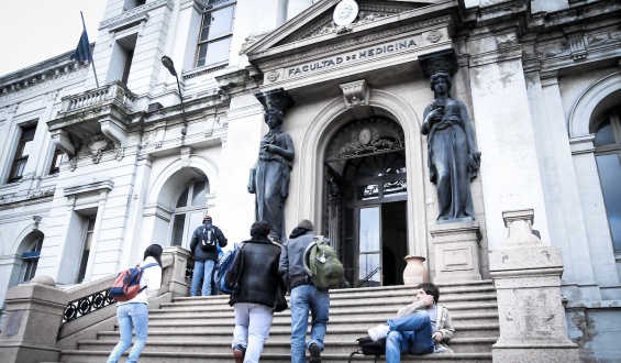 Una alumna de la Facultad de Medicina fue apu�alada por otro estudiante 