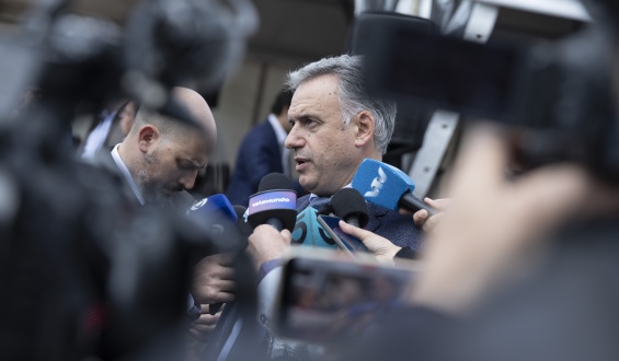 El Presidente de la Rep�blica estima que con el tiempo se deber�n adquirir dos patrulleras oc�anicas