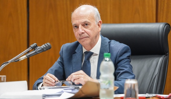 Javier Garc�a afirm� que �el ministro Gabriel Oddone era una persona seria y que espera que por un tema pol�tico no se deteriore�
