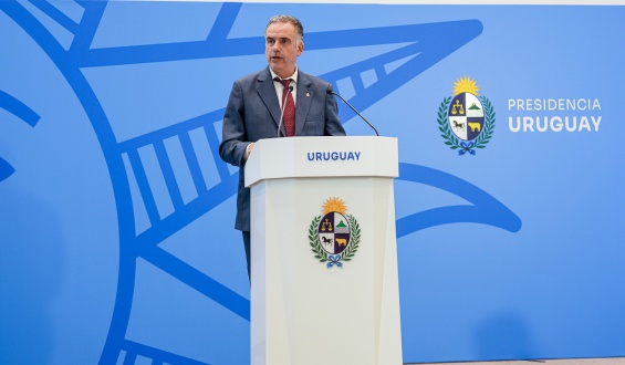 El Gobierno firm� un acuerdo con una empresa espa�ola para desarrollar un parque tecnol�gico de centros de datos de 500 megavatios