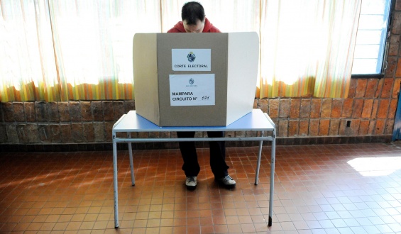 BPS desembolsa 1 mill�n de d�lares diarios por certificaciones m�dicas y Graciela �lvarez, candidata en elecciones, propone cambios