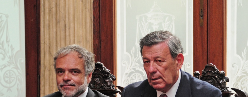 Delegaci�n encabezada por Nin Novoa viaja a Argentina para reunirse con Timerman 