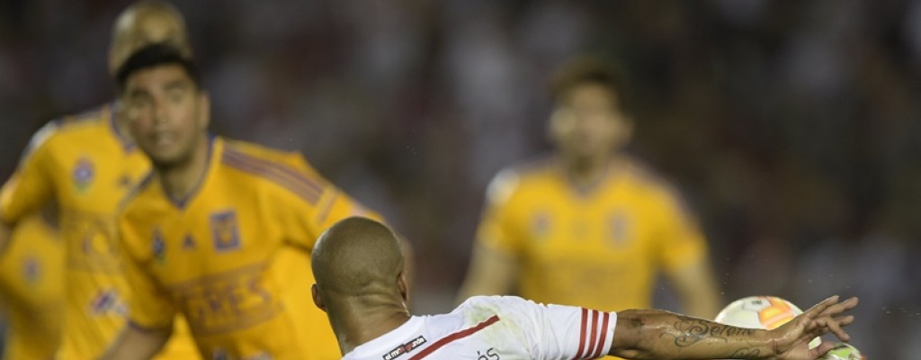 Tigres le empat� de visita a River y Estudiantes a Atl�tico Nacional