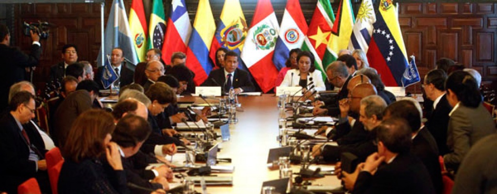 Unasur rechaz� "cualquier intento de desestabilizaci�n democr�tica" en Venezuela