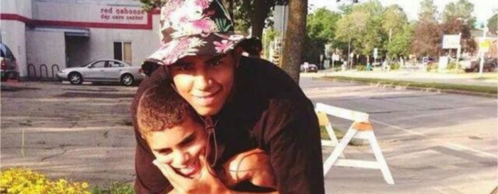 EE.UU: Nueva muerte de un joven negro a manos de la Polic�a desata m�s protestas 