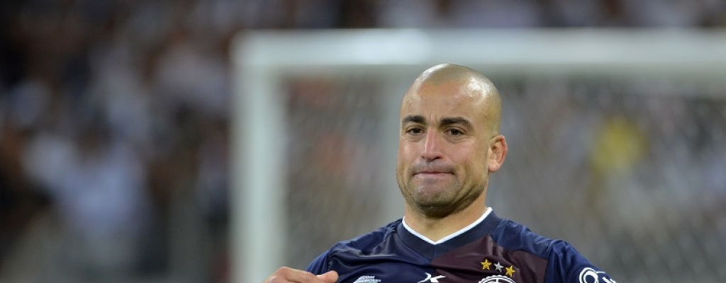 Lan�s suspendi� por 30 d�as por indisciplina a "Tanque" Silva