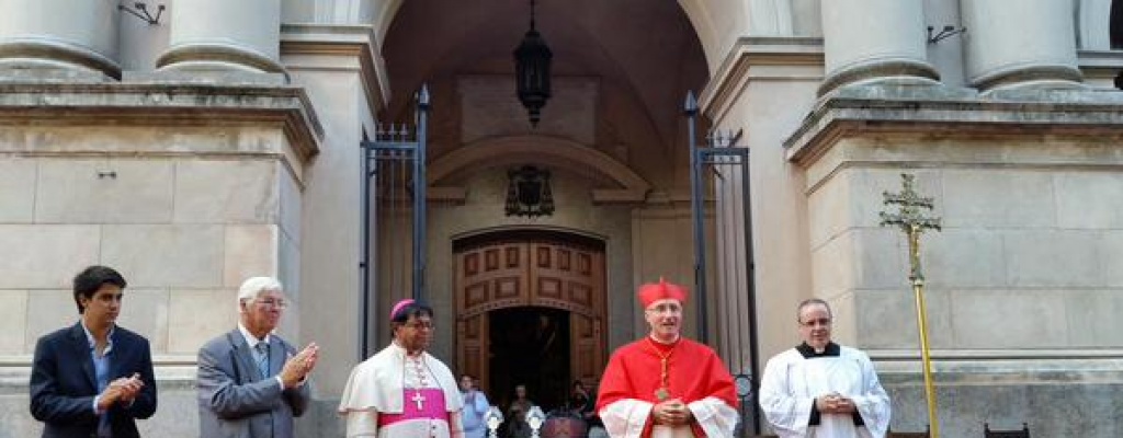 Cardenal Sturla destac� el apoyo recibido por los cat�licos y "tantos laicos"