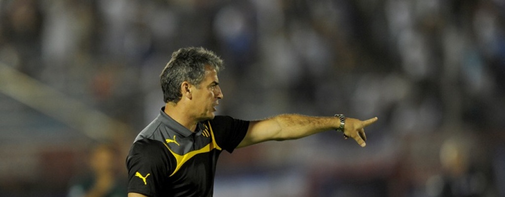 Pe�arol enfrenta a Sud Am�rica y busca seguir arriba en el Clausura