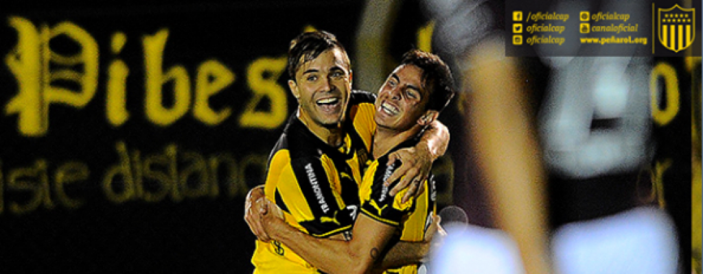 Pe�arol cay� pero mantiene la punta
