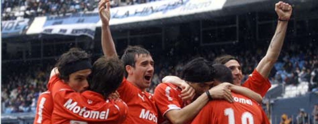 Independiente gole� 4-0 a Arsenal y vuelve a ser protagonista en el torneo argentino