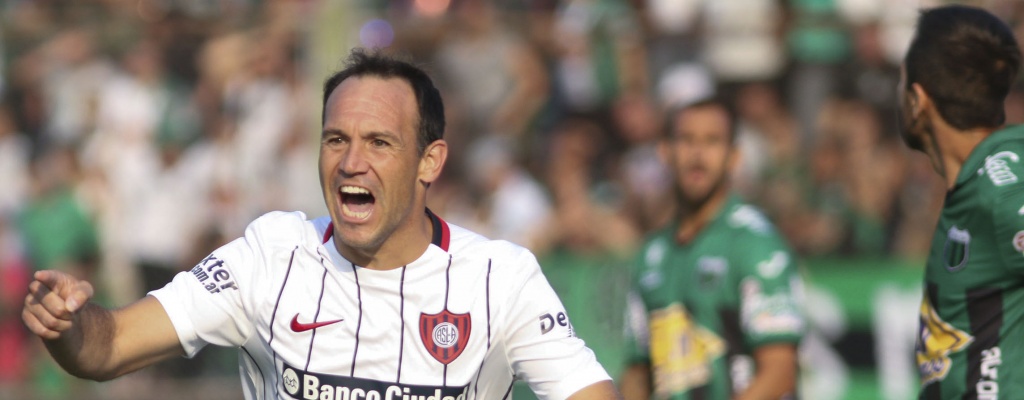 San Lorenzo venci� a Nueva Chicago y qued� a un punto del l�der
