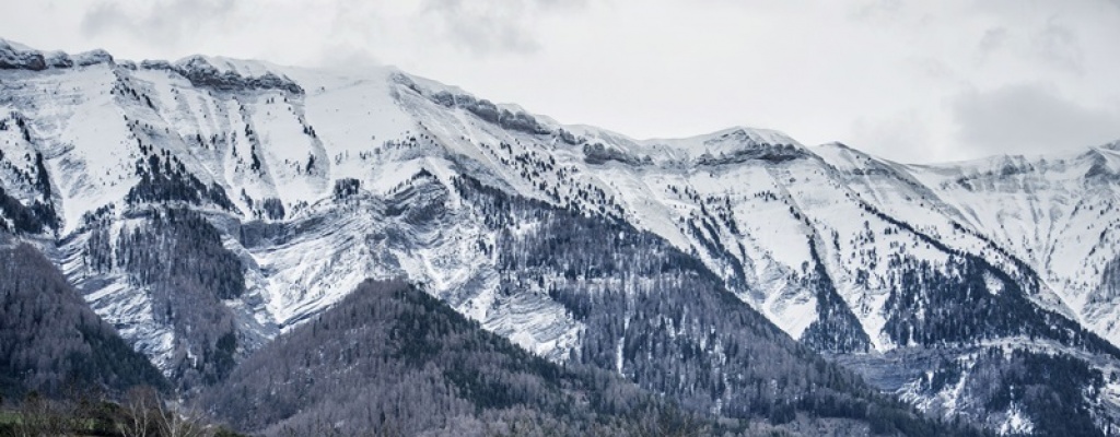 Confirman muerte de tres argentinos en vuelo ca�do en los Alpes