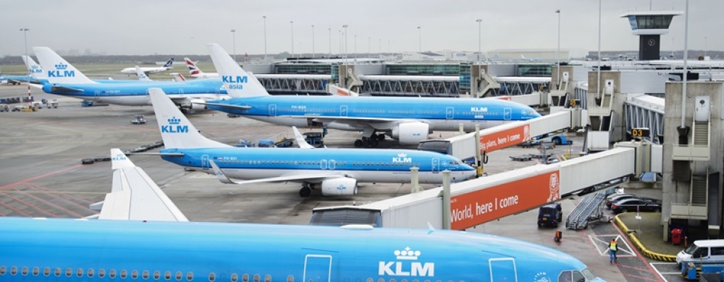 Suspenden vuelos en aeropuerto Amsterdam por aver�a el�ctrica