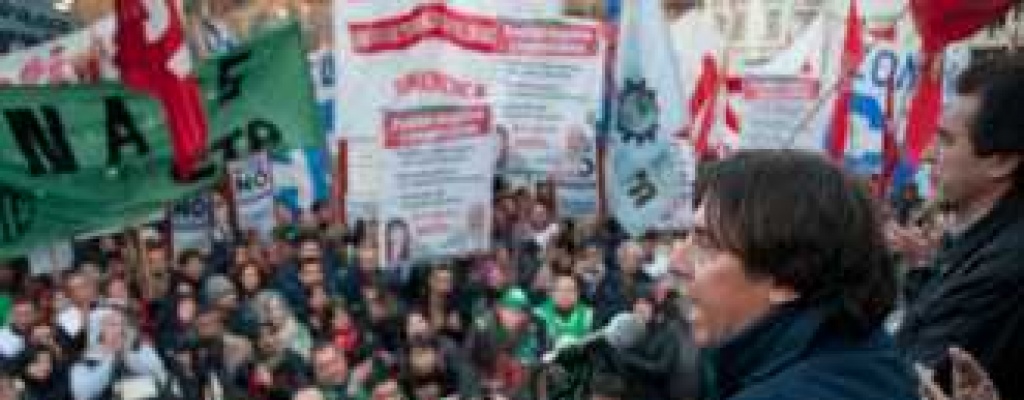 Argentina: Gremios amenazan con un paro de 36 horas para despu�s del martes 