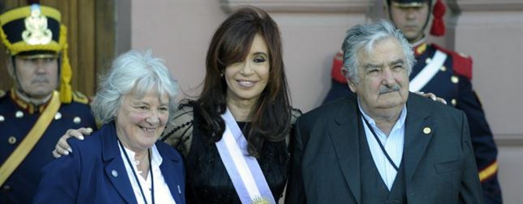 Topolansky augura futuro pol�tico a M�ximo Kirchner